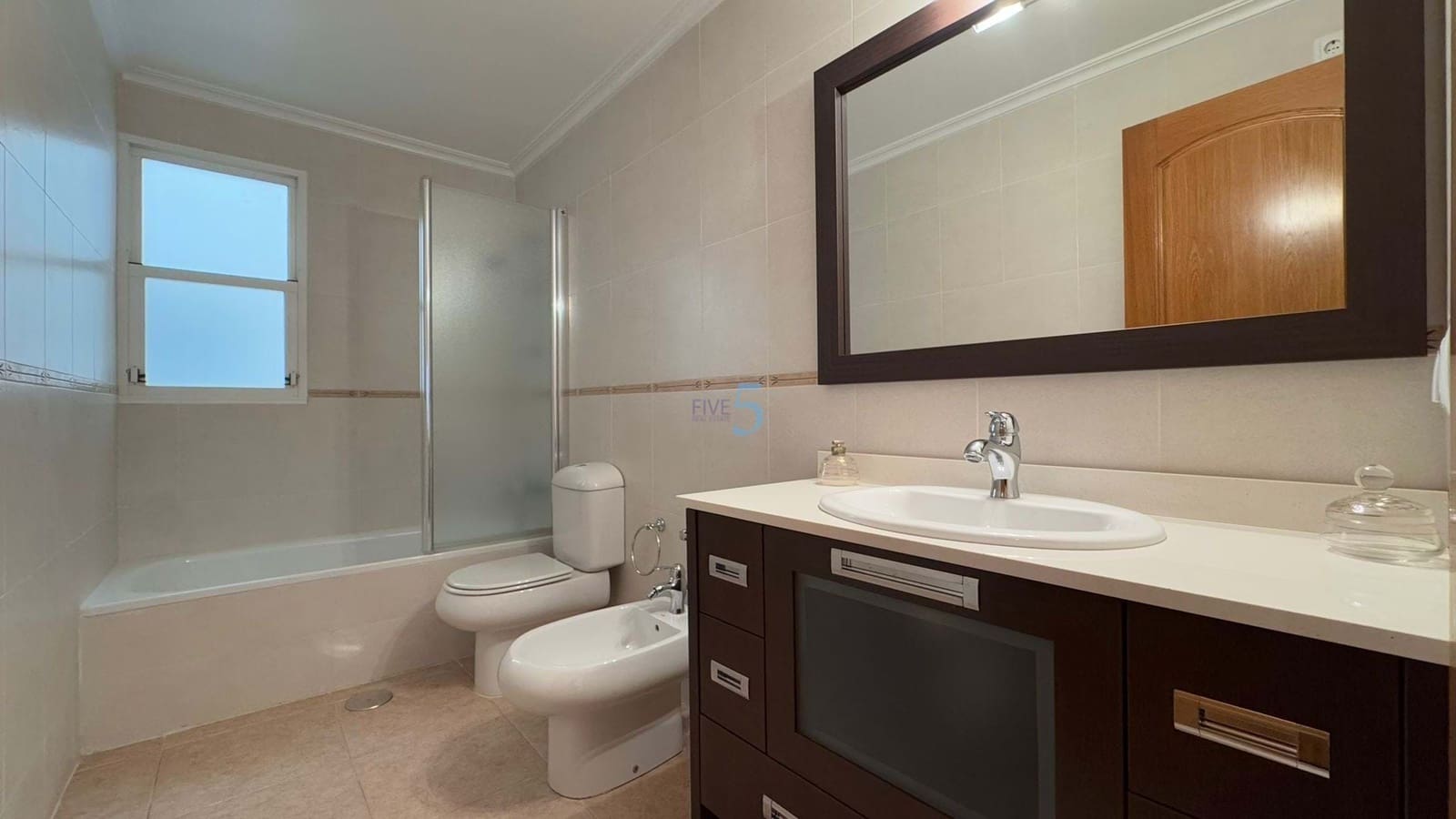 5 chambre Appartement à vendre à Torrevieja avec garage - 275 000 € (Ref: 8690417)