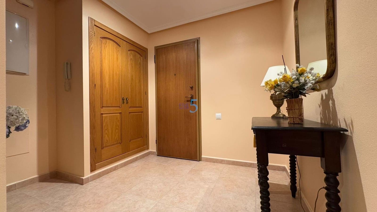 5 chambre Appartement à vendre à Torrevieja avec garage - 275 000 € (Ref: 8690417)