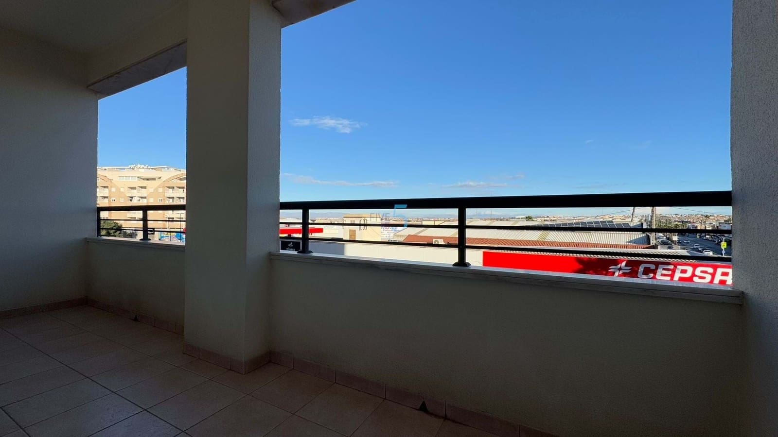 5 chambre Appartement à vendre à Torrevieja avec garage - 275 000 € (Ref: 8690417)