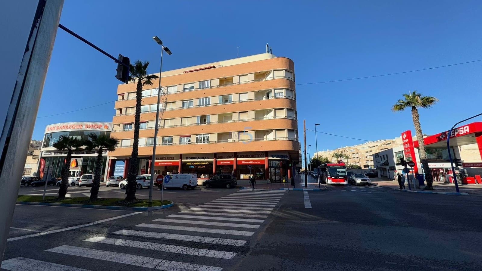 5 chambre Appartement à vendre à Torrevieja avec garage - 275 000 € (Ref: 8690417)