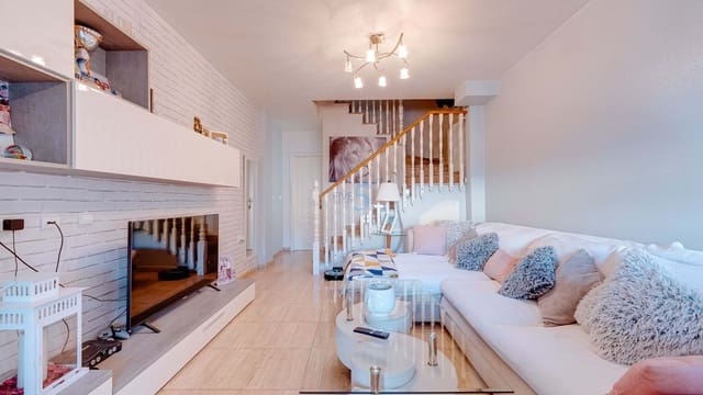 2 bedroom Townhouse for sale in San Javier with pool - € 155,000 (Ref: 8705406)