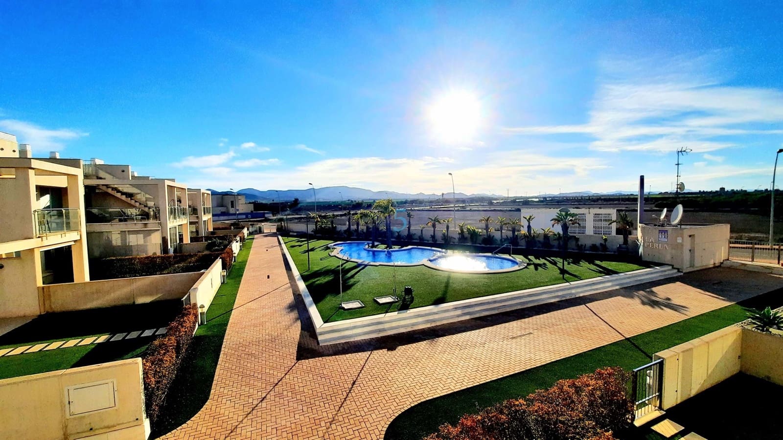 2 soveværelse Lejlighed til salg i Los Urrutias med swimmingpool garage - € 159.999 (Ref: 8716843)