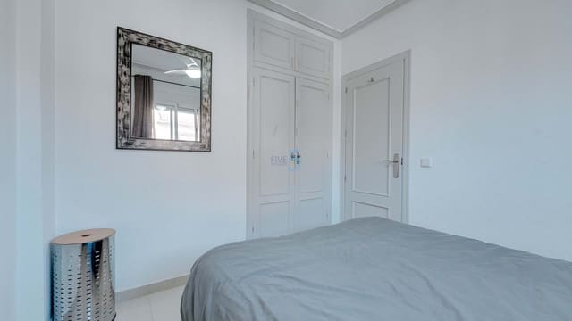 2 makuuhuone Huoneisto myytävänä paikassa Punta Prima, Orihuela mukana uima-altaan 
autotalli - 164 900 € (Ref: 8727186)