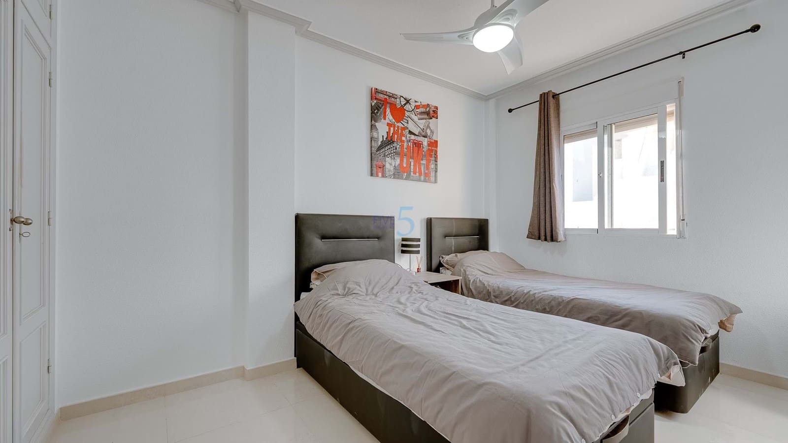 Apartamento de 2 habitaciones en Orihuela Costa en venta con piscina garaje - 164.900 € (Ref: 8727186)