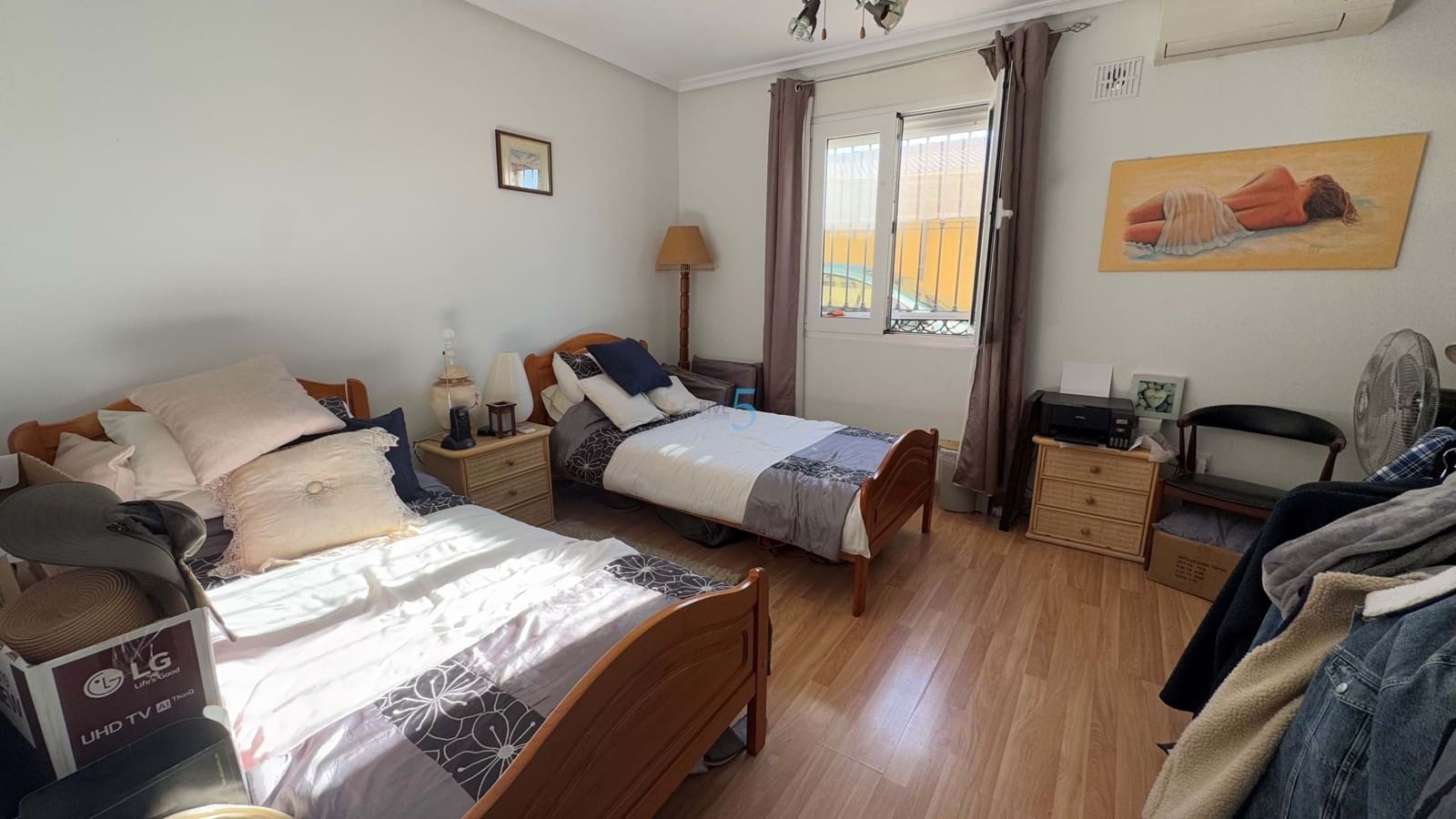 6 soveværelse Villa til salg i Torrevieja med swimmingpool - € 597.500 (Ref: 8730869)