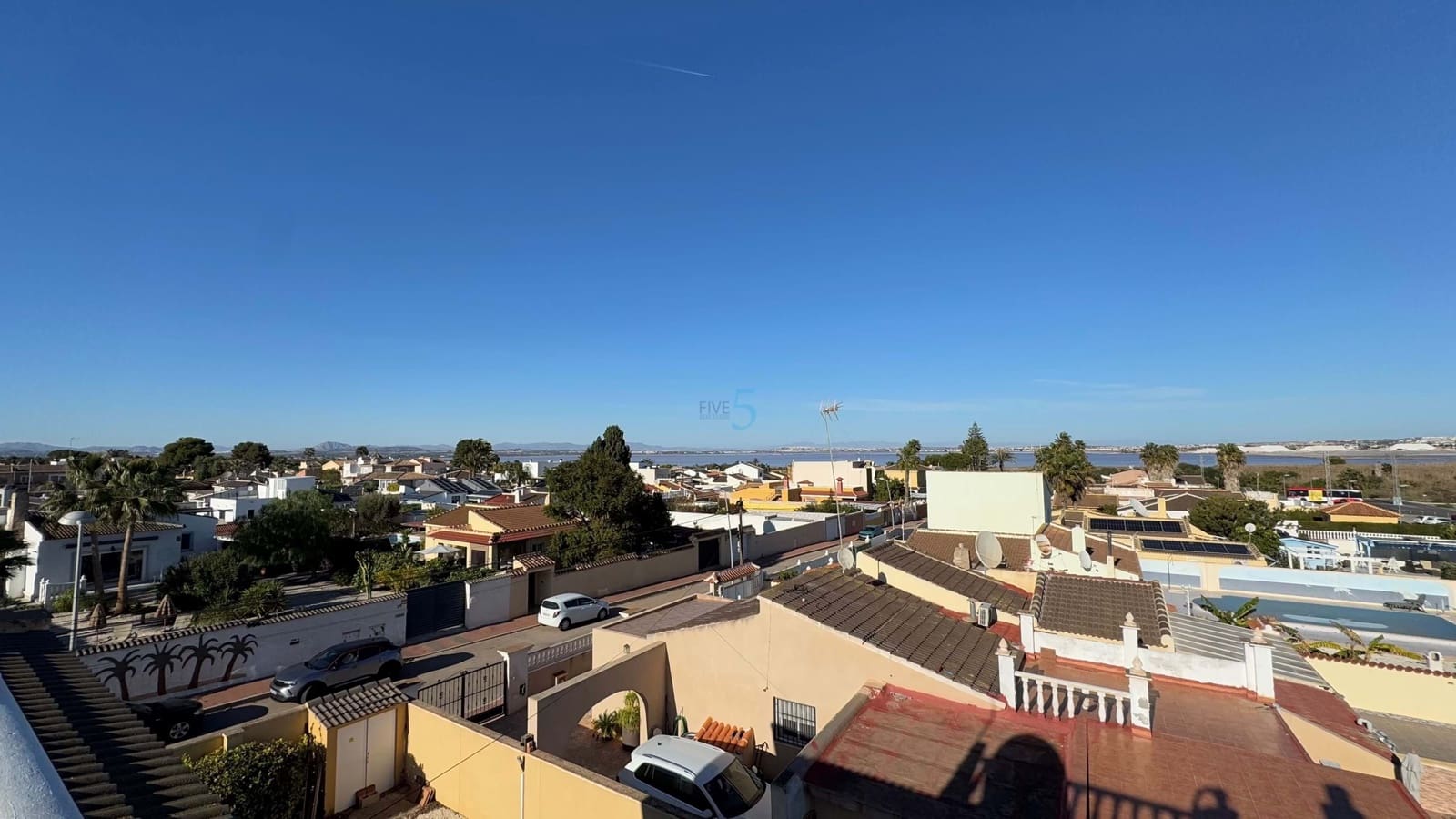 6 soveværelse Villa til salg i Torrevieja med swimmingpool - € 597.500 (Ref: 8730869)