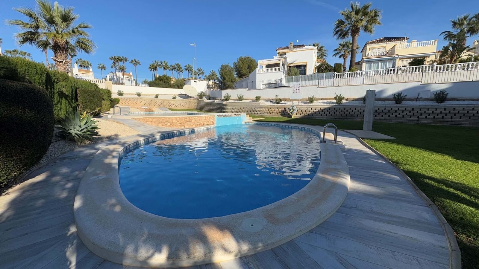 3 sypialnia Willa na sprzedaż w Los Dolses z basenem garażem - 425 900 € (Ref: 8734901)