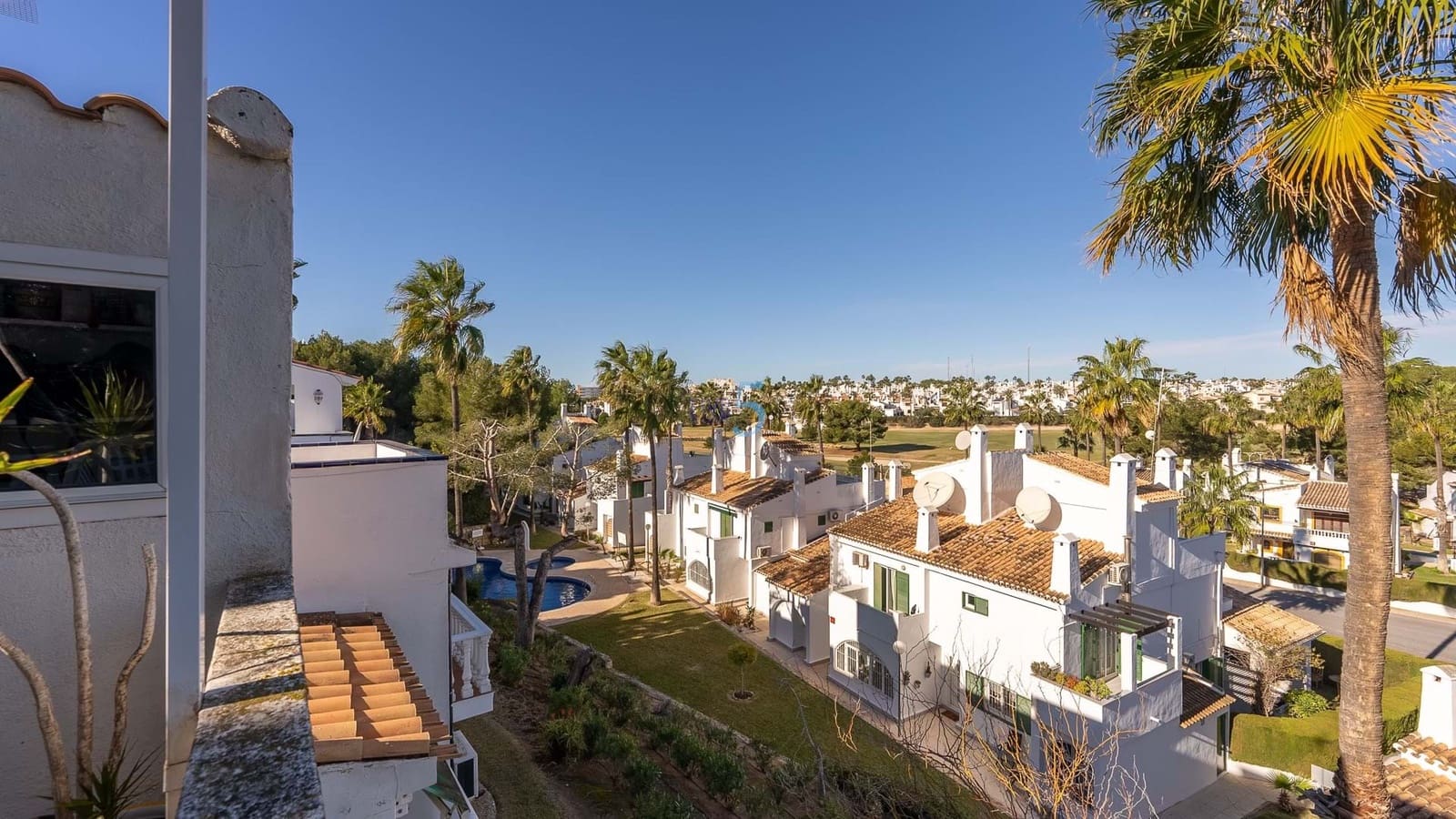 3 chambre Maison de Ville à vendre à Villamartin avec piscine - 235 000 € (Ref: 8737050)