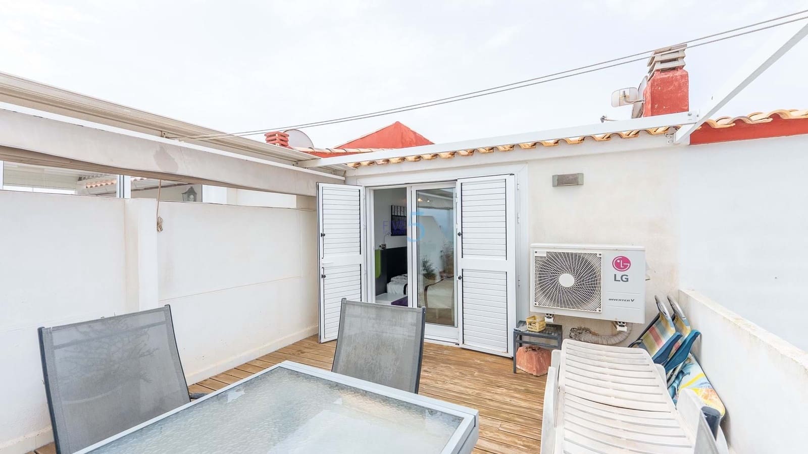 2 soveværelse Lejlighed til salg i Torrevieja med swimmingpool garage - € 225.000 (Ref: 8742651)