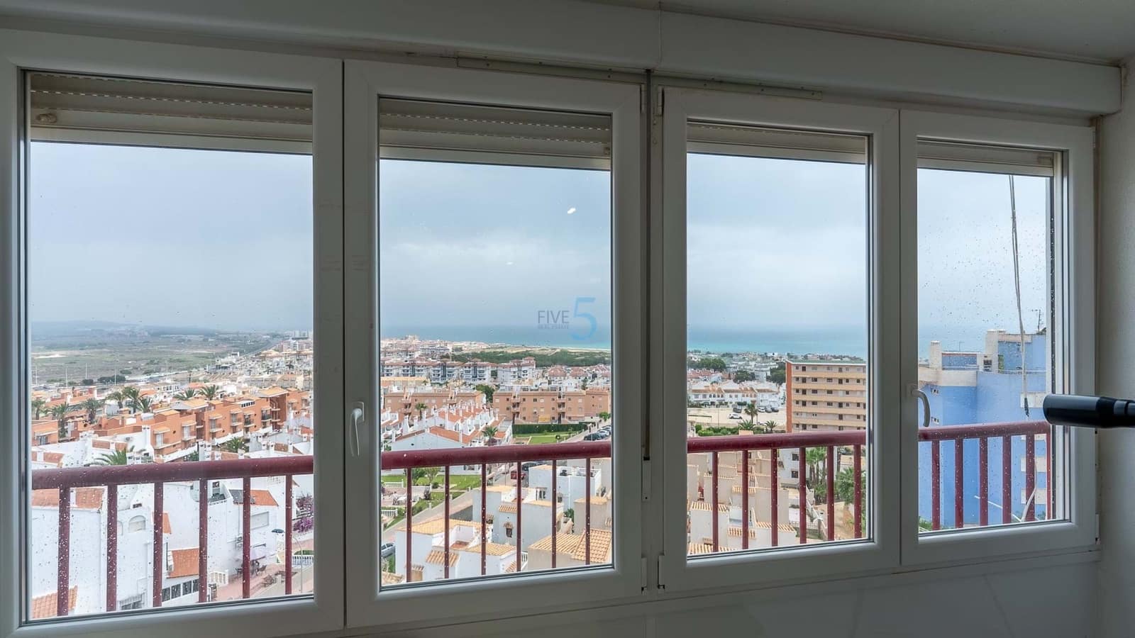 2 soveværelse Lejlighed til salg i Torrevieja med swimmingpool garage - € 225.000 (Ref: 8742651)