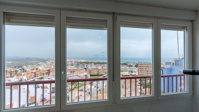 2 soveværelse Lejlighed til salg i Torrevieja med swimmingpool garage - € 225.000 (Ref: 8742651)