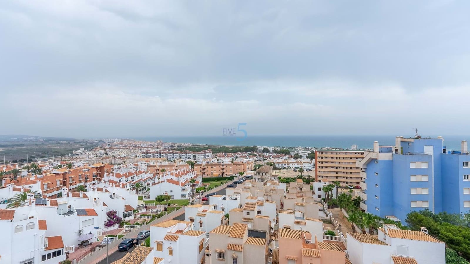 2 soveværelse Lejlighed til salg i Torrevieja med swimmingpool garage - € 225.000 (Ref: 8742651)