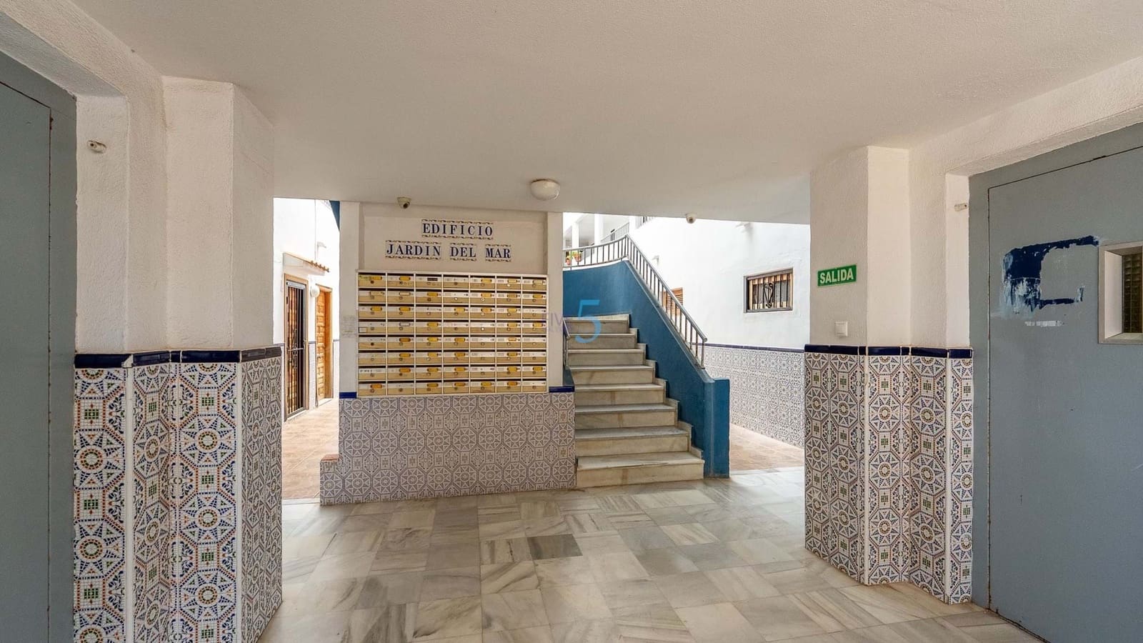 2 soveværelse Lejlighed til salg i Torrevieja med swimmingpool garage - € 225.000 (Ref: 8742651)