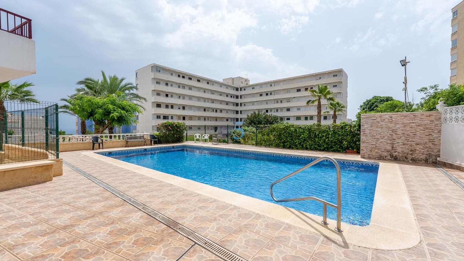 2 soveværelse Lejlighed til salg i Torrevieja med swimmingpool garage - € 225.000 (Ref: 8742651)