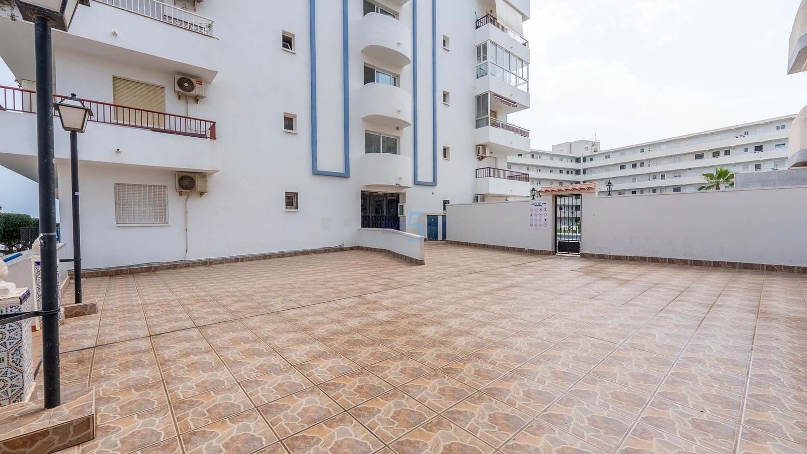 2 soveværelse Lejlighed til salg i Torrevieja med swimmingpool garage - € 225.000 (Ref: 8742651)