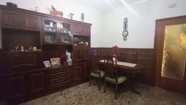 4 slaapkamer Appartement te koop in Los Montesinos met garage - € 120.000 (Ref: 8756431)