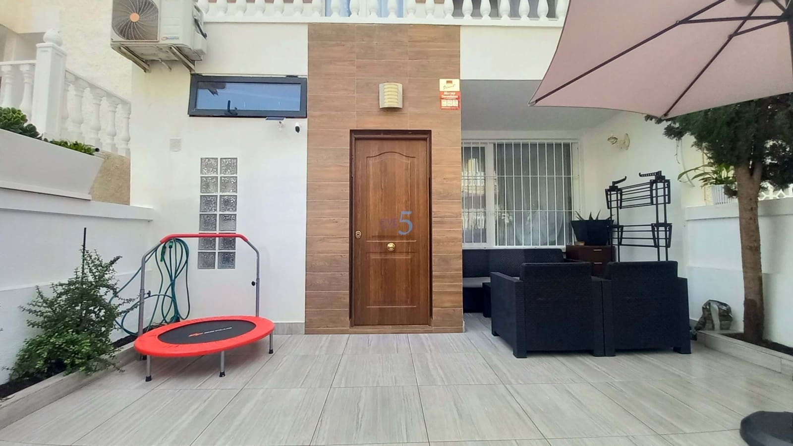 2 chambre Maison de Ville à vendre à Torrevieja avec piscine - 197 000 € (Ref: 8759214)