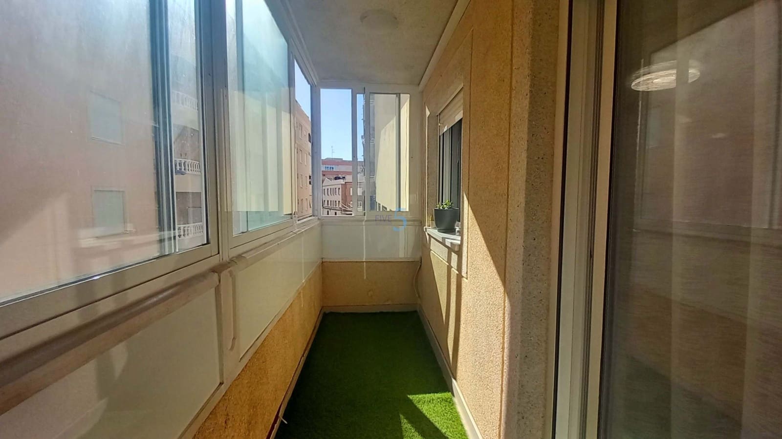 4 bedroom Apartment for sale in Torrevieja - € 210,000 (Ref: 8764415)