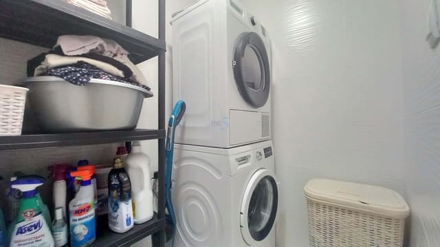 4 bedroom Apartment for sale in Torrevieja - € 210,000 (Ref: 8764415)