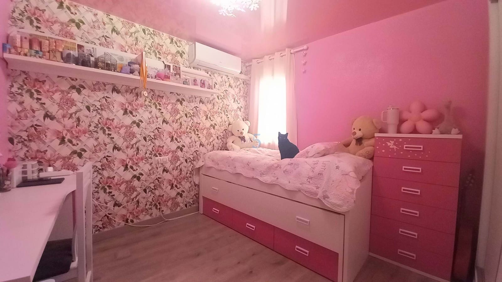 4 bedroom Apartment for sale in Torrevieja - € 210,000 (Ref: 8764415)