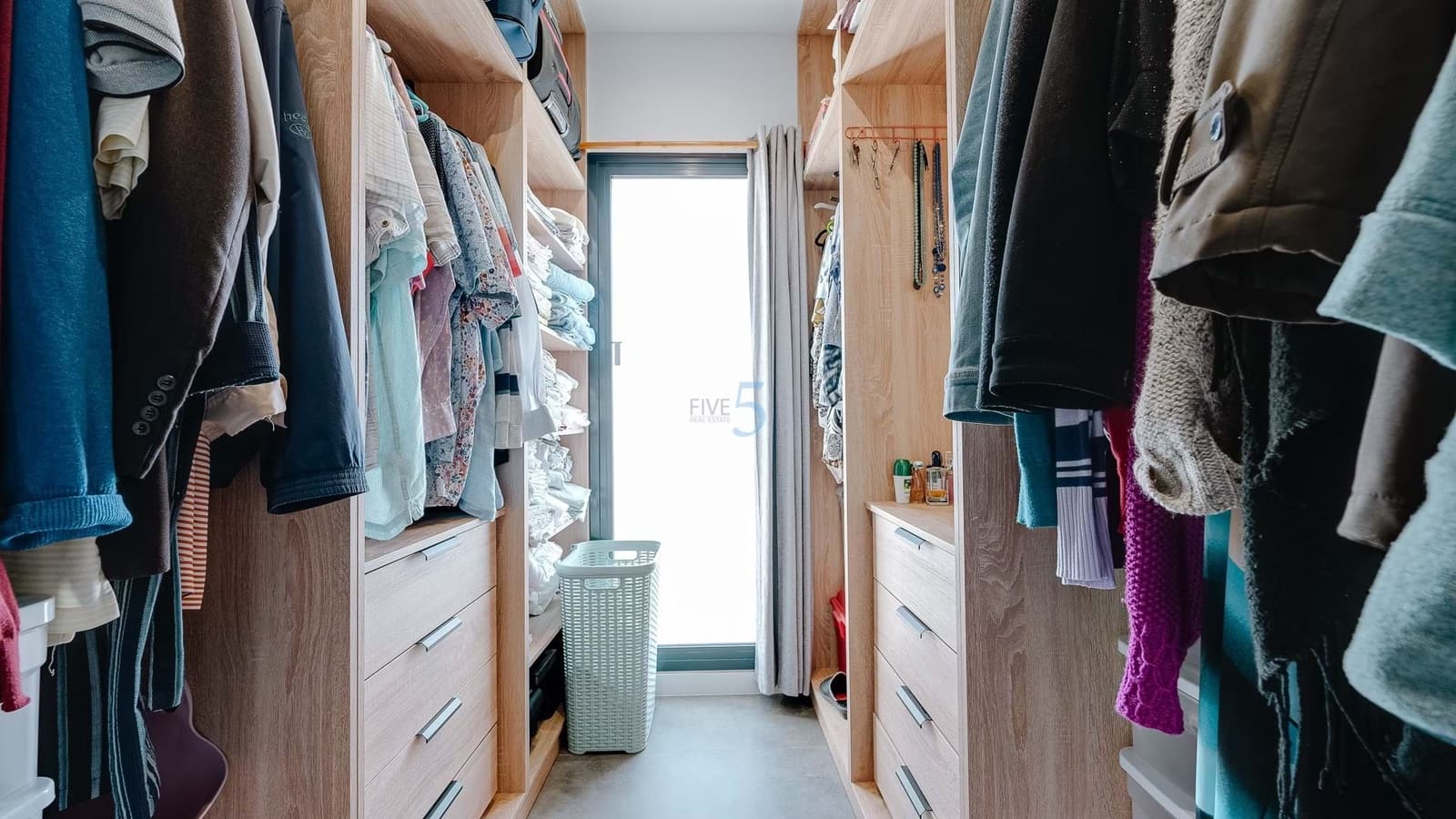 3 soveværelse Semi-Rækkehus til salg i Daya Nueva med swimmingpool - € 315.000 (Ref: 8765571)