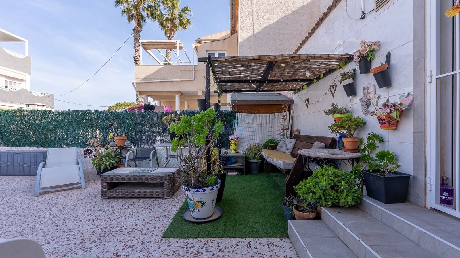 2 sovrum Lägenhet till salu i Torrevieja - 89 900 € (Ref: 8771455)