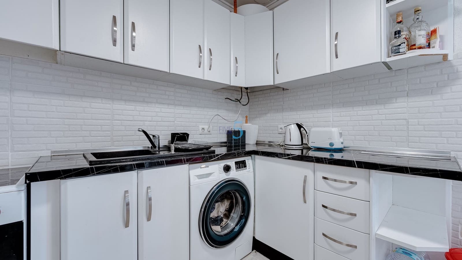 2 sovrum Lägenhet till salu i Torrevieja - 89 900 € (Ref: 8771455)