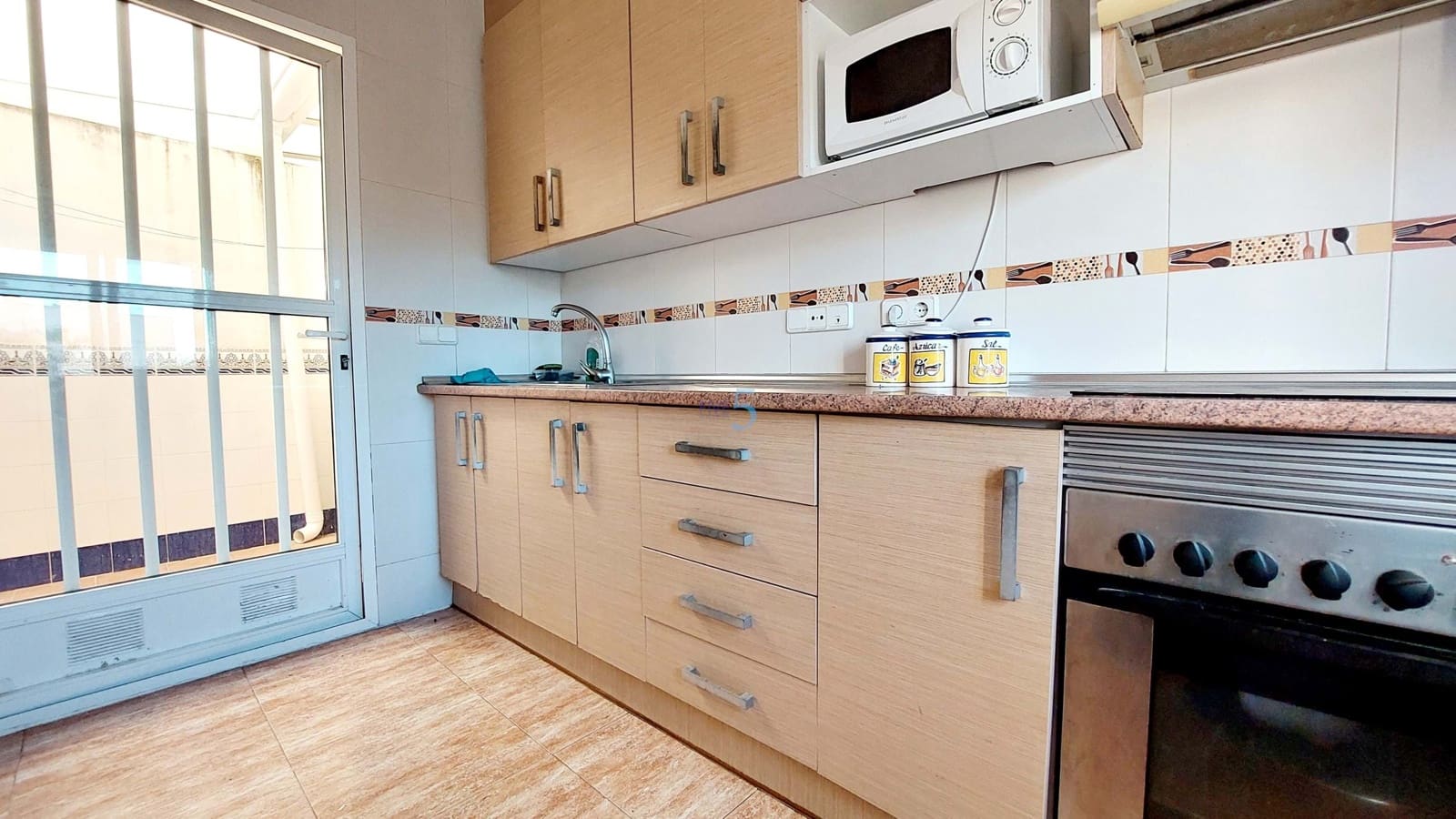 3 sypialnia Dom na sprzedaż w Los Alcazares z garażem - 162 000 € (Ref: 8785812)