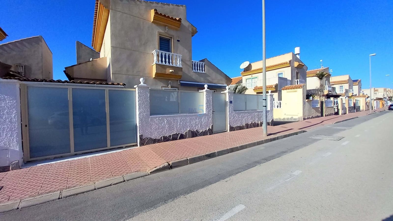 3 soveværelse Villa til salg i Ciudad Quesada med swimmingpool - € 259.900 (Ref: 8787510)