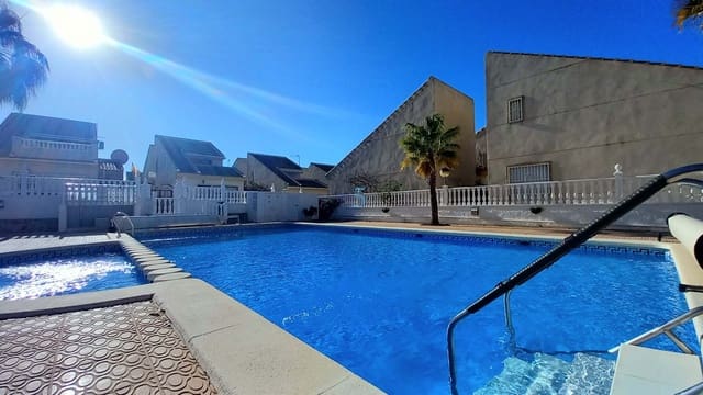 3 soveværelse Villa til salg i Ciudad Quesada, Rojales med swimmingpool - € 259.900 (Ref: 8787510)