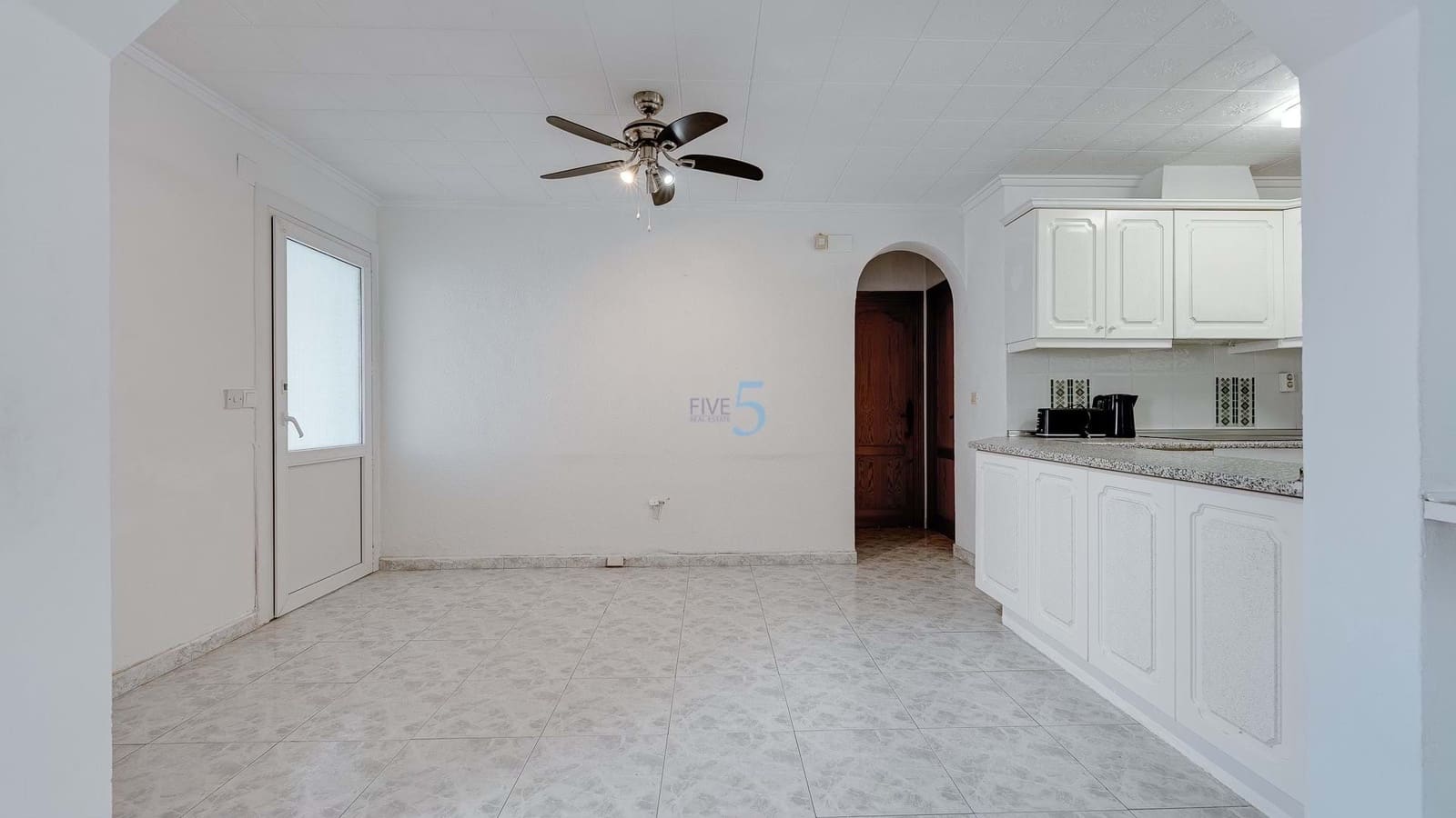 2 quarto Moradia para venda em Torrevieja com piscina - 199 950 € (Ref: 8807419)