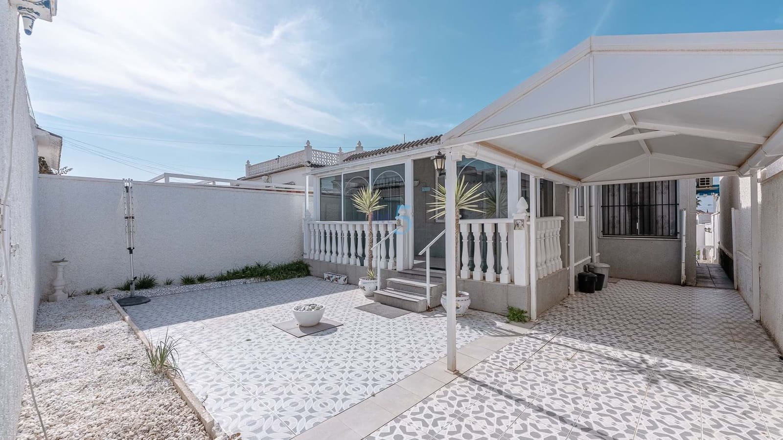 2 quarto Moradia para venda em Torrevieja com piscina - 199 950 € (Ref: 8807419)