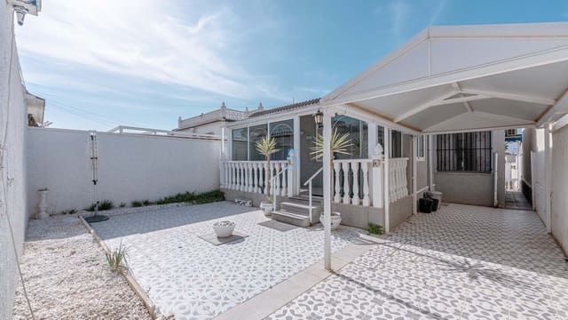 2 quarto Moradia para venda em Torrevieja com piscina - 199 950 € (Ref: 8807419)