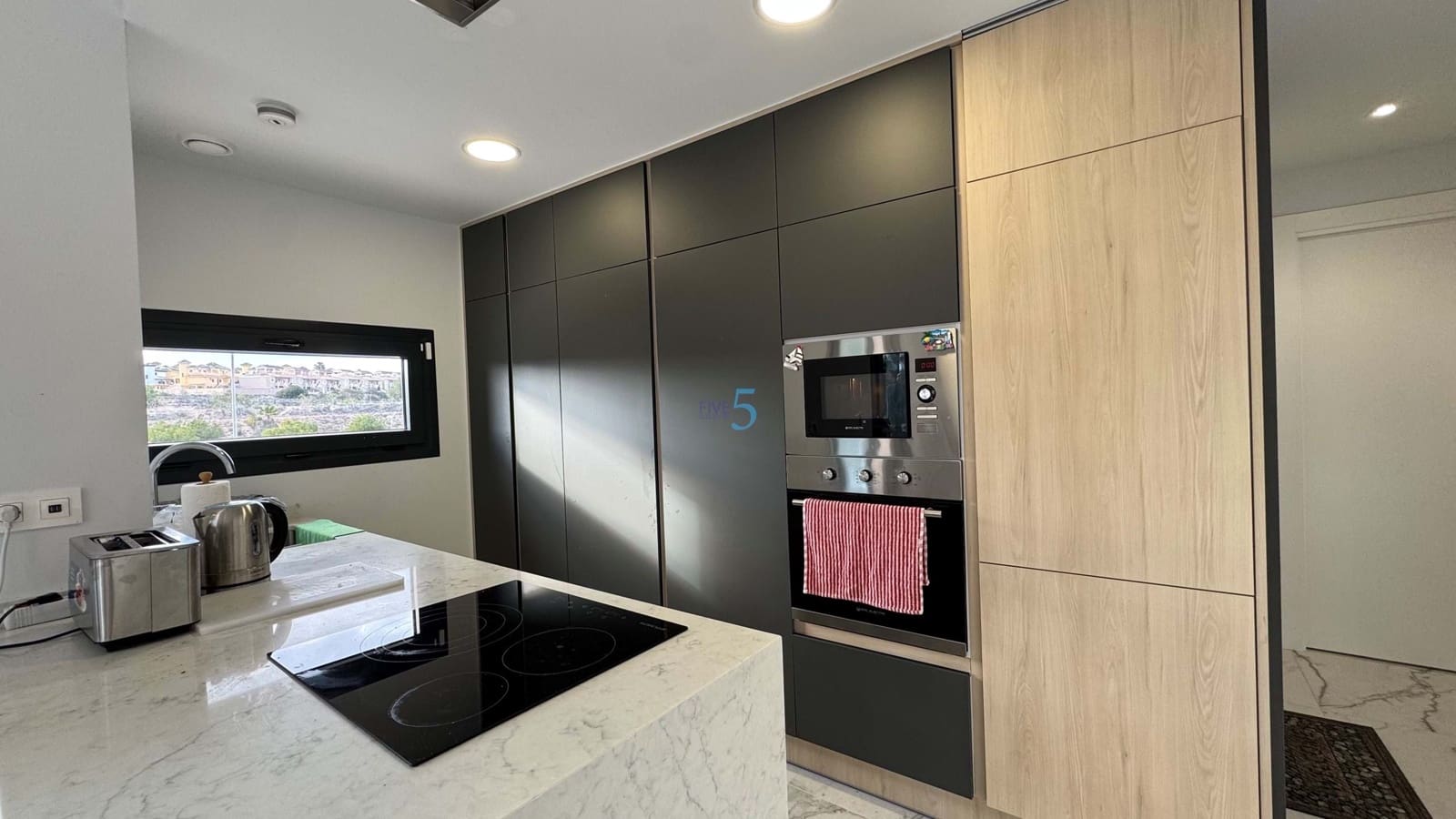 2 soveværelse Lejlighed til salg i Los Altos med swimmingpool garage - € 259.000 (Ref: 8810876)