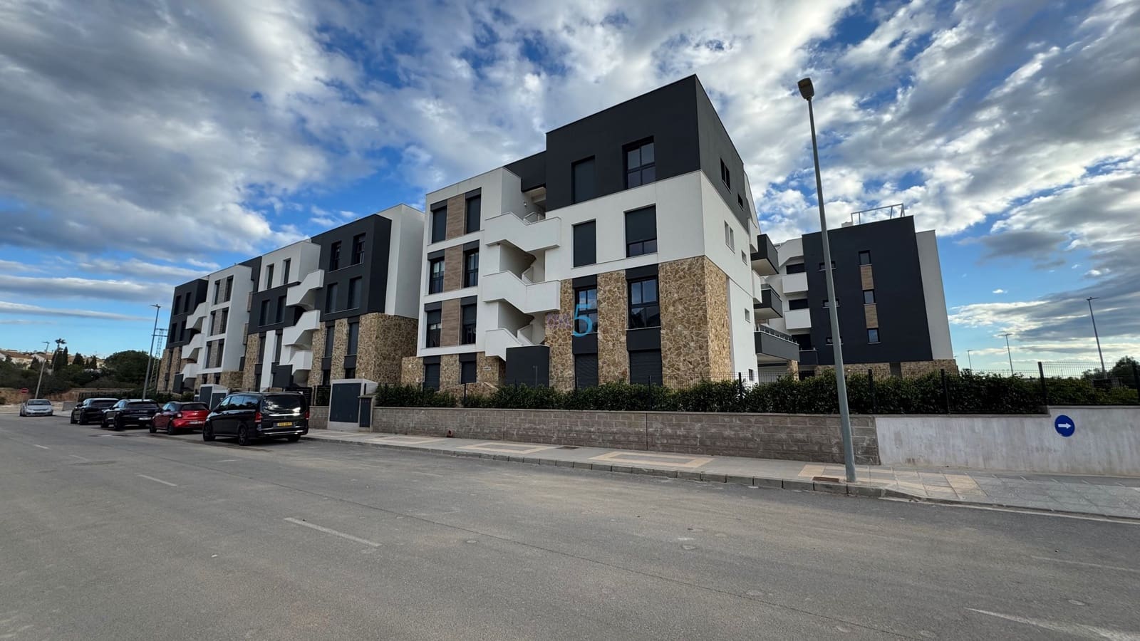 2 soveværelse Lejlighed til salg i Los Altos med swimmingpool garage - € 259.000 (Ref: 8810876)