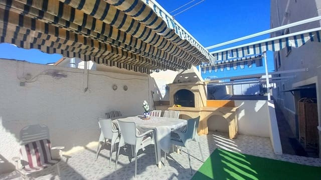 6 soveværelse Villa til salg i Torrevieja med swimmingpool garage - € 475.000 (Ref: 8813500)
