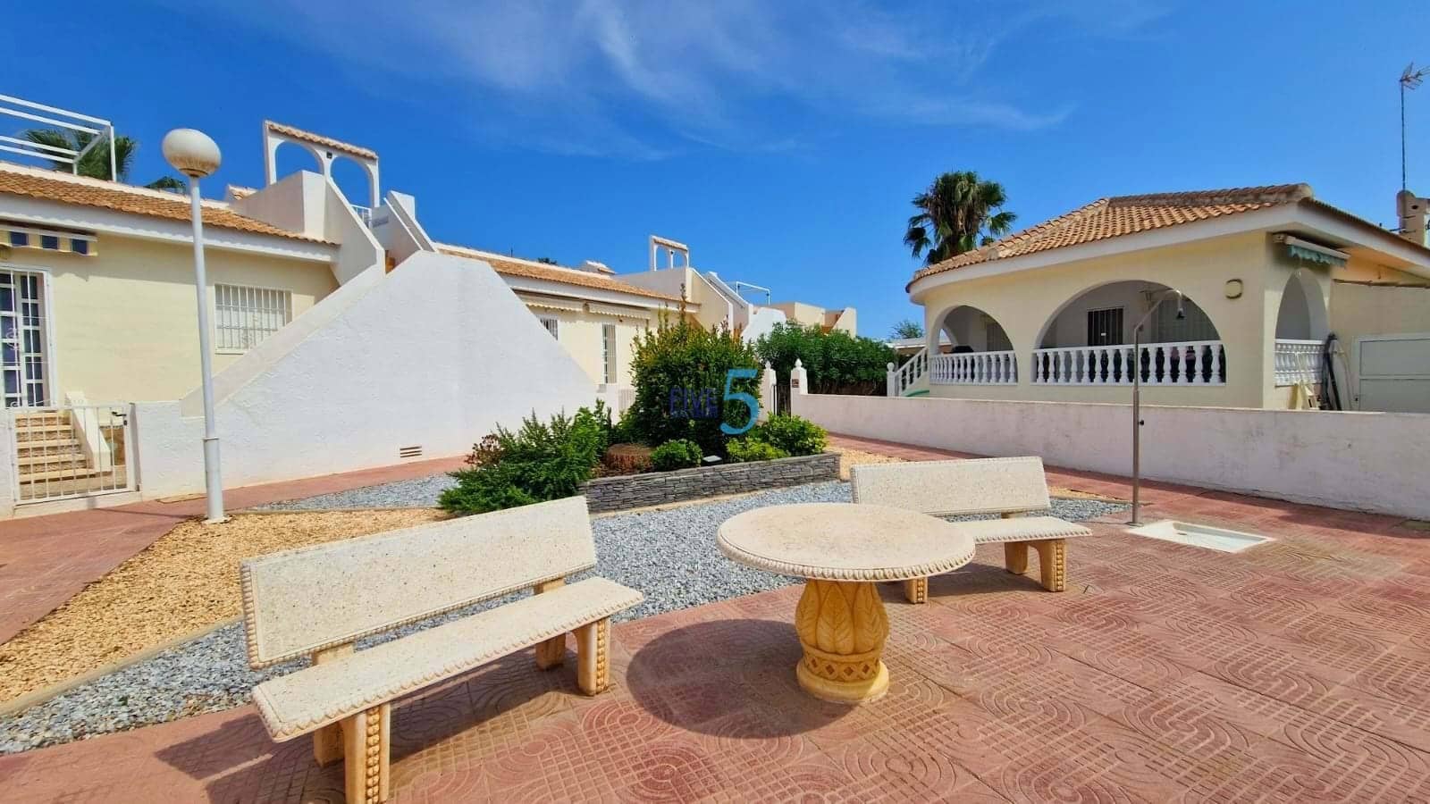 2 bedroom Villa for sale in Benijofar with pool - € 299,950 (Ref: 8816772)