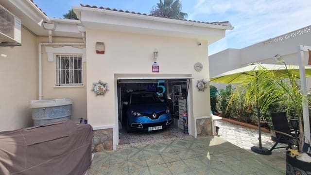 2 bedroom Villa for sale in Benijófar with pool - € 299,950 (Ref: 8816772)