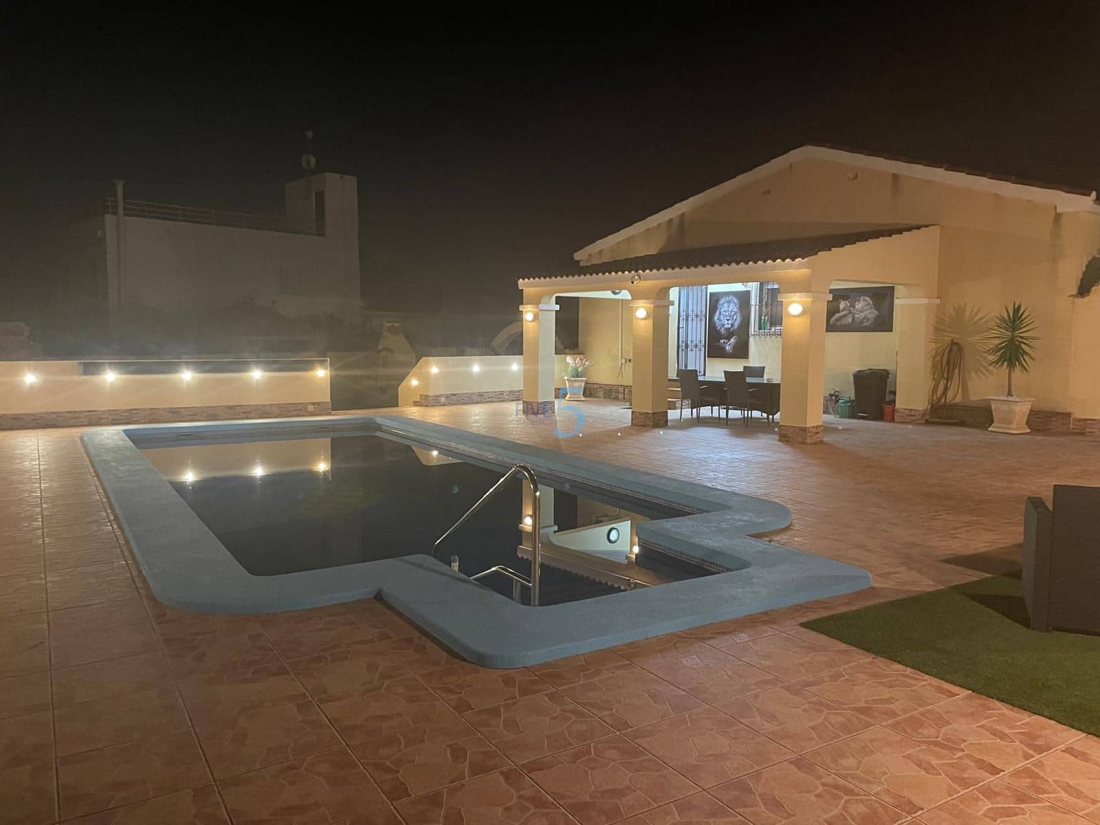 4 soveværelse Villa til salg i Pinar de Campoverde med swimmingpool garage - € 440.000 (Ref: 8837874)