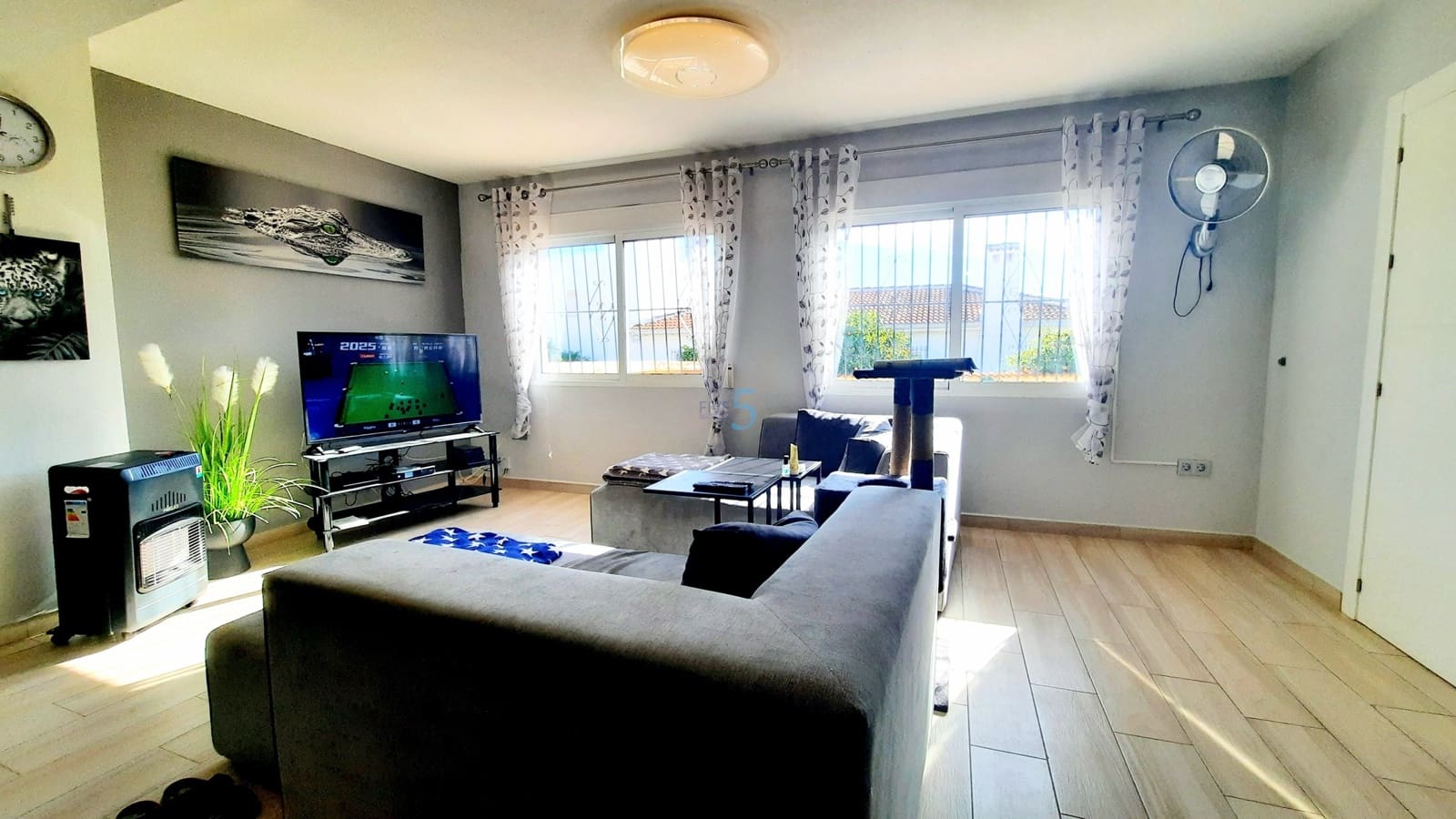 4 soveværelse Villa til salg i Pinar de Campoverde med swimmingpool garage - € 440.000 (Ref: 8837874)