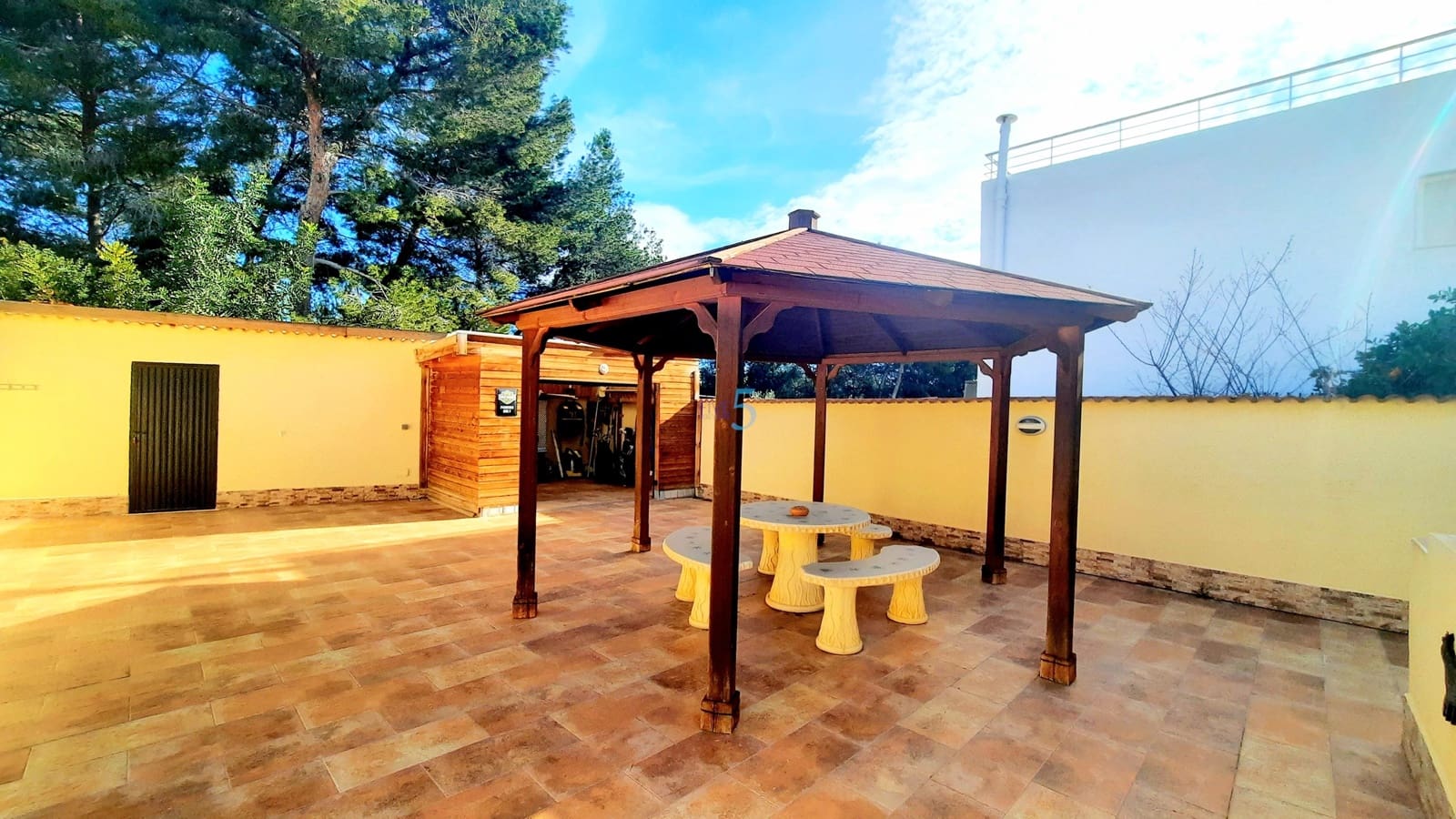 4 soveværelse Villa til salg i Pinar de Campoverde med swimmingpool garage - € 440.000 (Ref: 8837874)