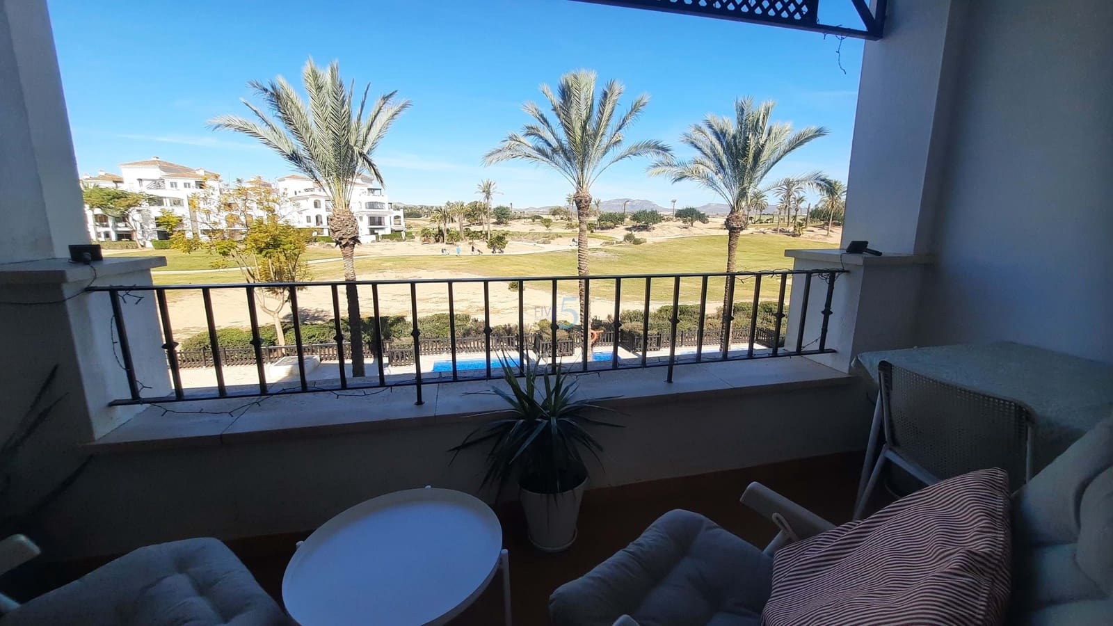 2 chambre Appartement à vendre à Roldan avec piscine garage - 129 999 € (Ref: 8840156)