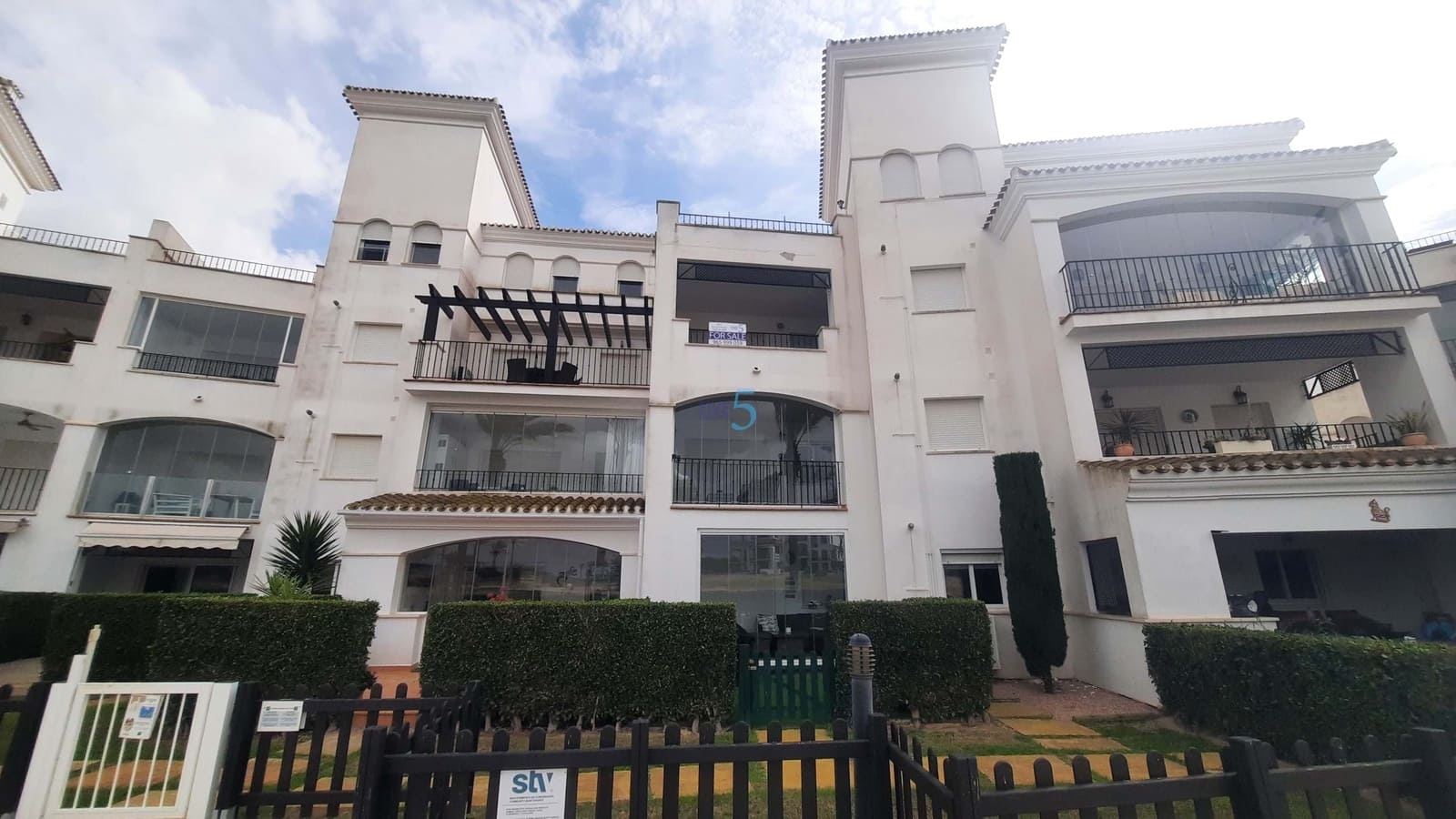 2 chambre Appartement à vendre à Roldan avec piscine garage - 129 999 € (Ref: 8840156)