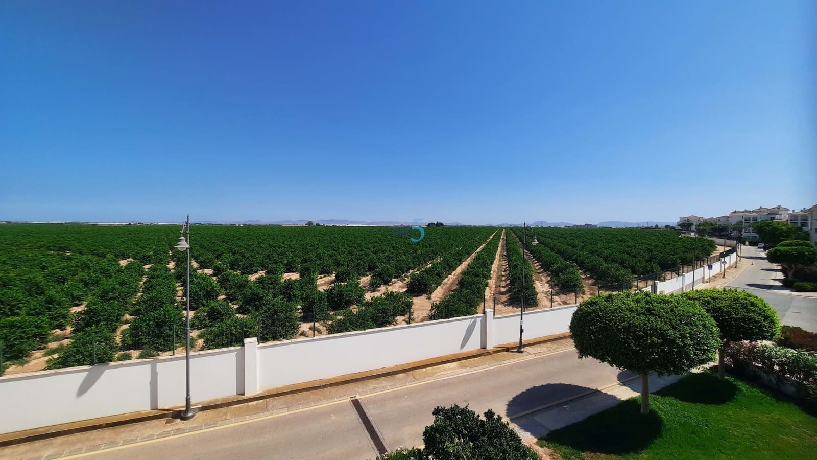 2 chambre Appartement à vendre à Roldan avec piscine garage - 129 999 € (Ref: 8840156)