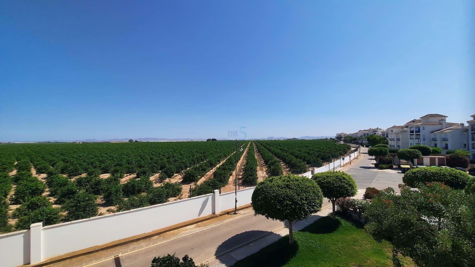 2 chambre Appartement à vendre à Roldan avec piscine garage - 129 999 € (Ref: 8840156)