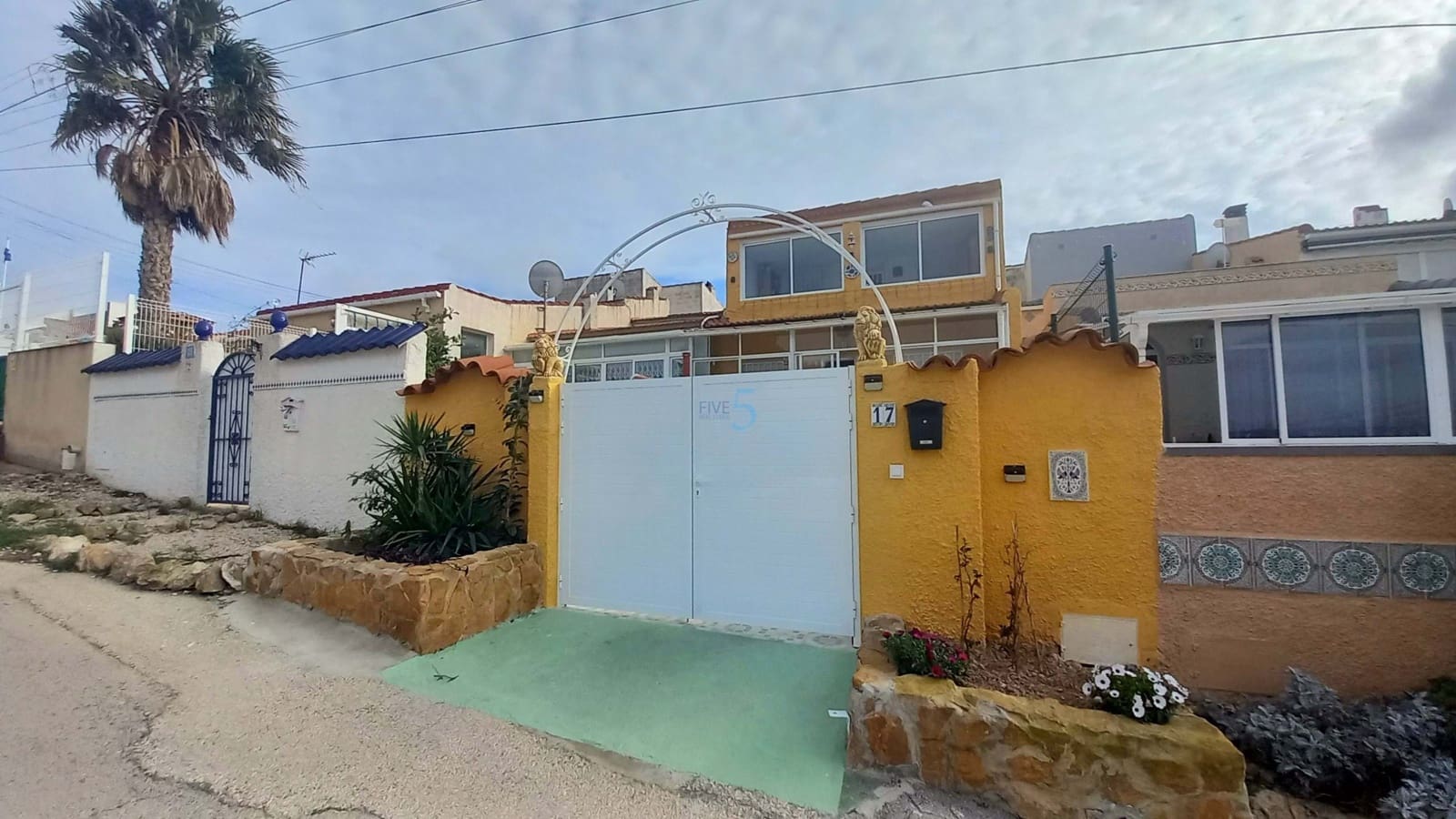 2 soverom Hus til salgs i Ciudad Quesada med garasje - € 255 000 (Ref: 8848716)