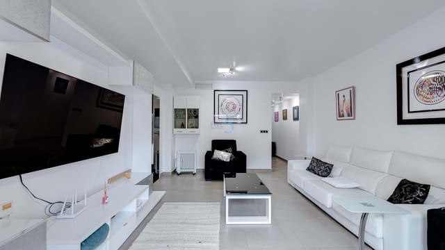 3 soverom Leilighet til salgs i Torrevieja med garasje - € 220 000 (Ref: 8853117)