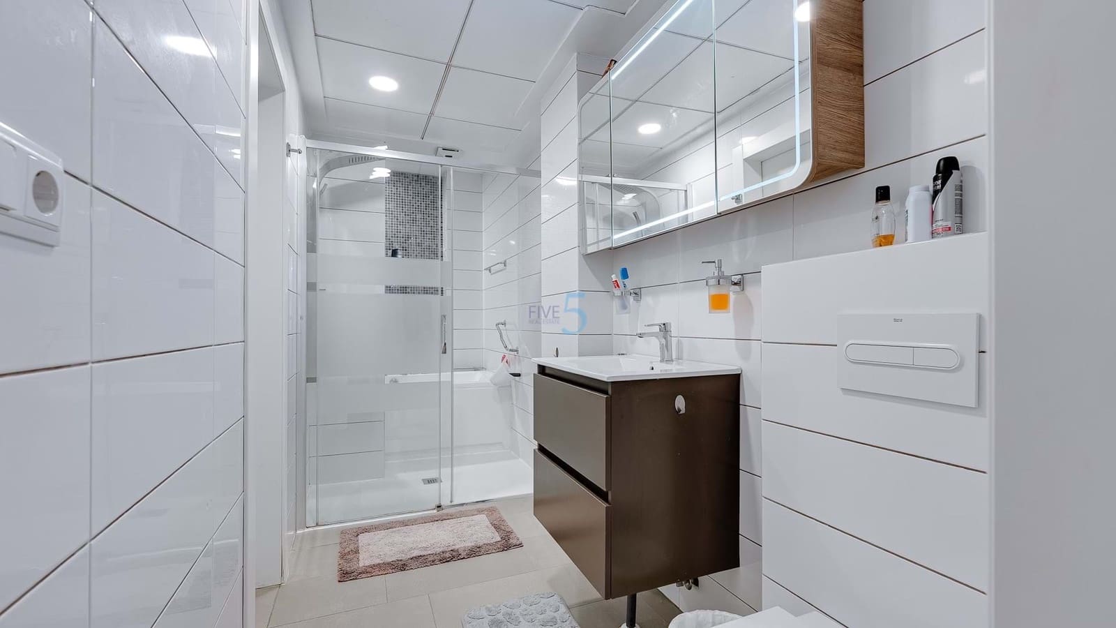 3 soverom Leilighet til salgs i Torrevieja med garasje - € 220 000 (Ref: 8853117)