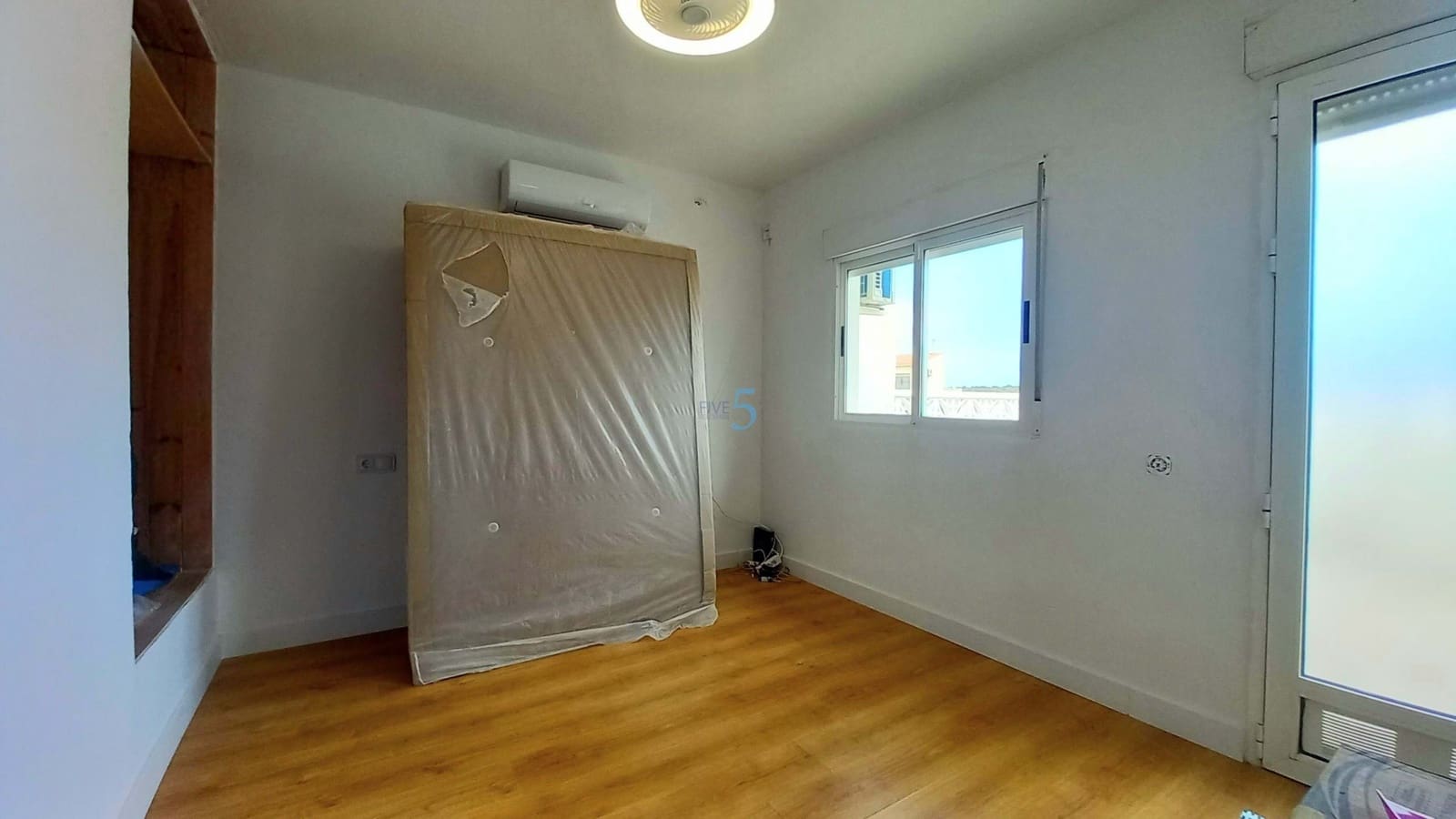 Casa de 3 habitaciones en Torrevieja en venta - 198.000 € (Ref: 8856646)