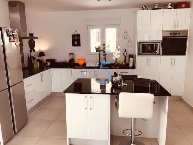 6 sypialnia Willa na sprzedaż w Ciudad Quesada z basenem - 625 000 € (Ref: 8873728)